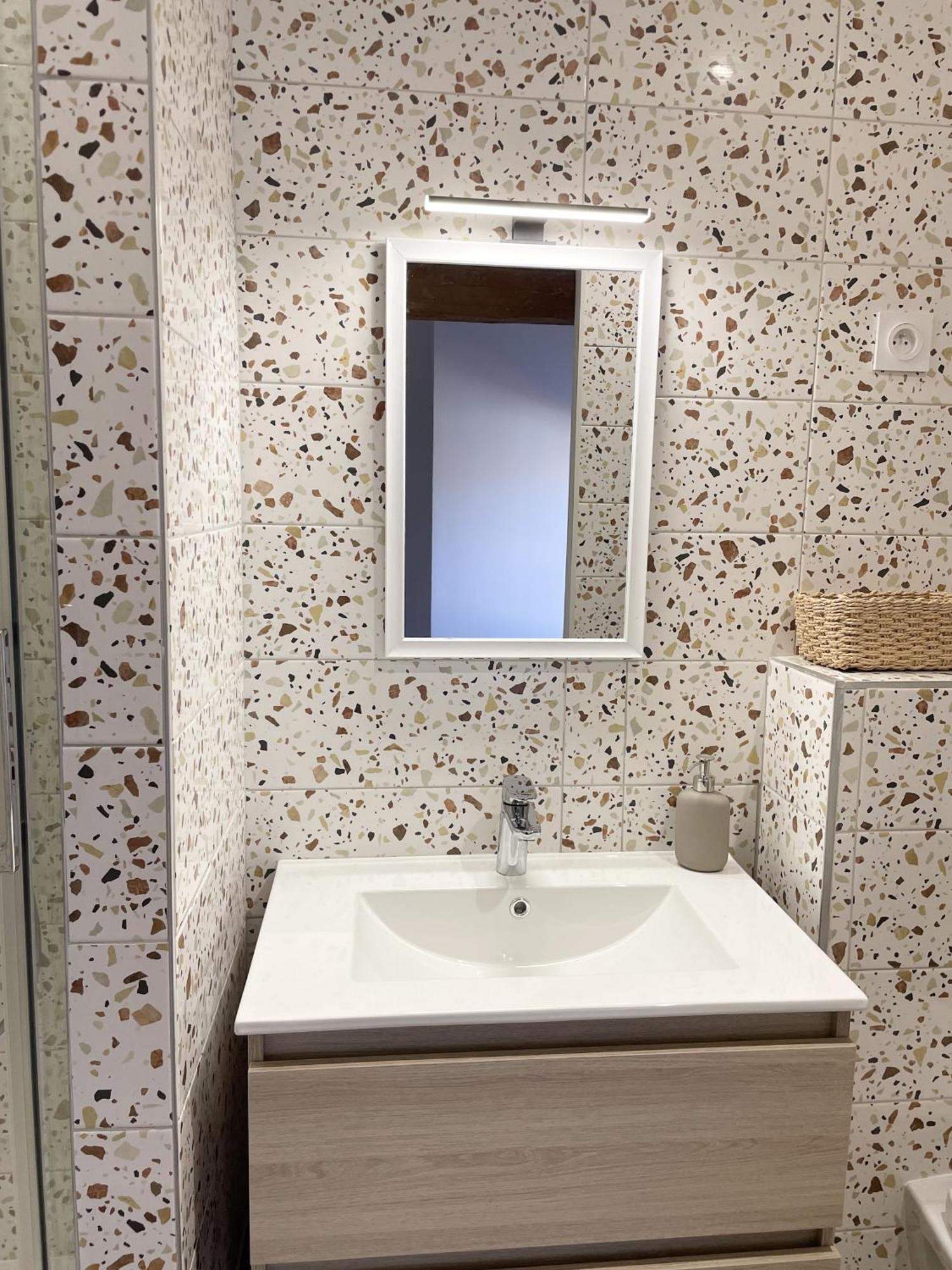 Appartamento Esprit Bali Montbrison Esterno foto